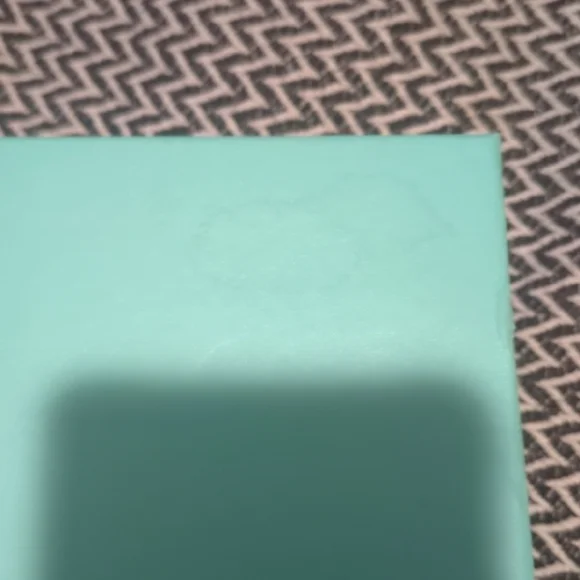 Tiffany & Co. Blue Box - Picture 8 of 9